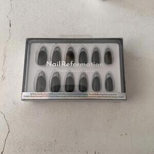 Anthropologie Nail Reformation Phantom Black and Silver Almond Press on nails